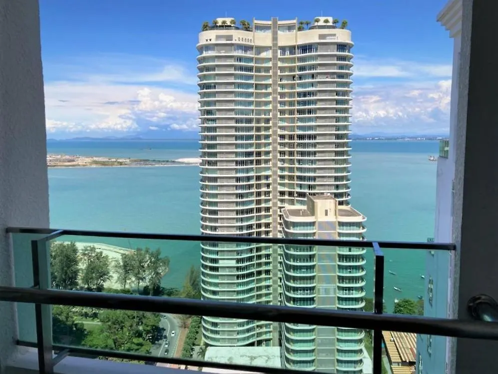 Mansion One Georgetown 2Br Seaview 7 Pax Appartement